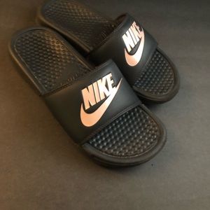 Kids Nike slides